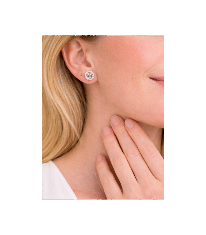 Minik Kelebek Montür Çivi Küpe